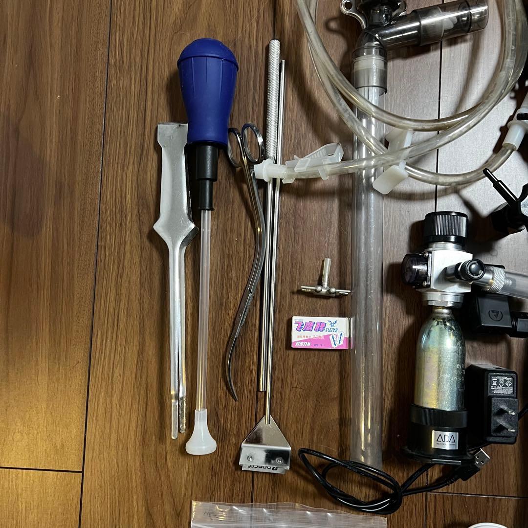 アクアリウム用品 まとめ売り（エーハイム2213/CO2電磁弁/LEDライト他）