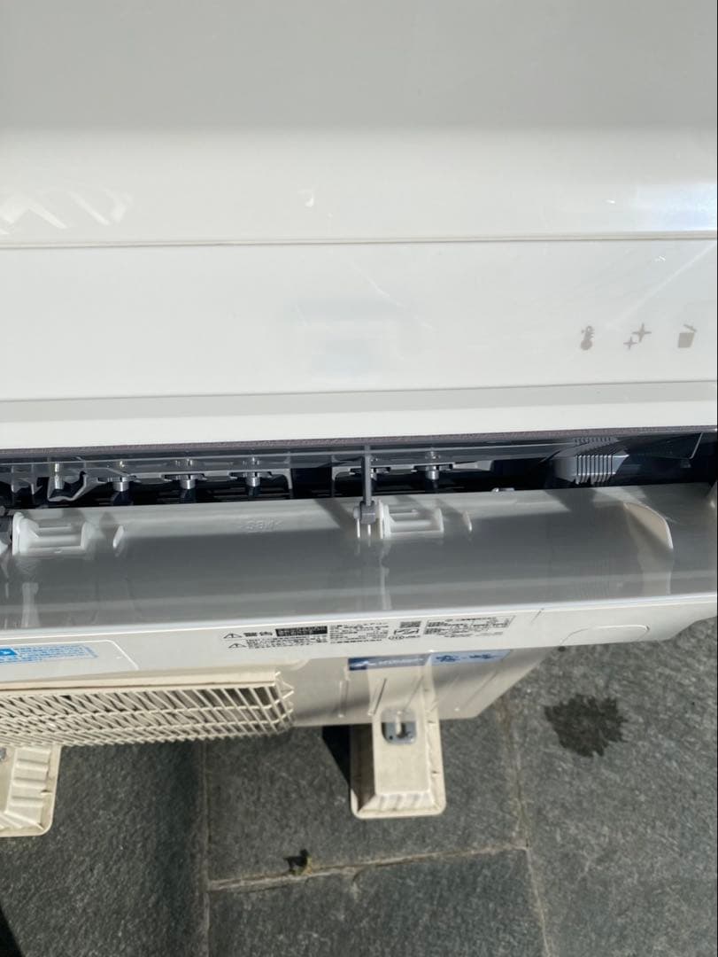 【直接引き取り】エアコン　三菱　MSZ-R2224-W 2024年製