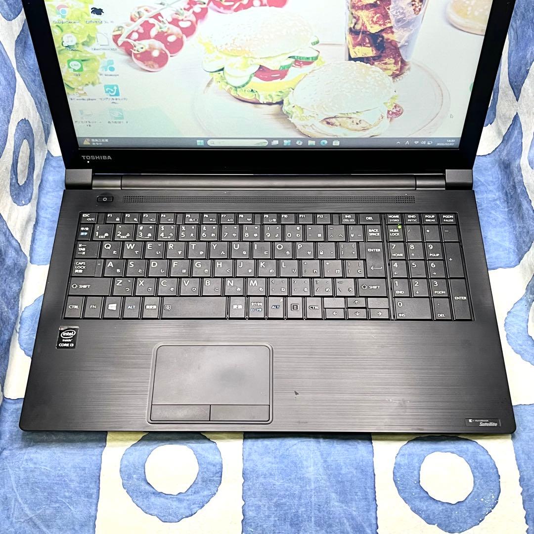 すぐ使える！快適SSD☆シックな黒ノートパソコン♪カメラ付き！Windows11