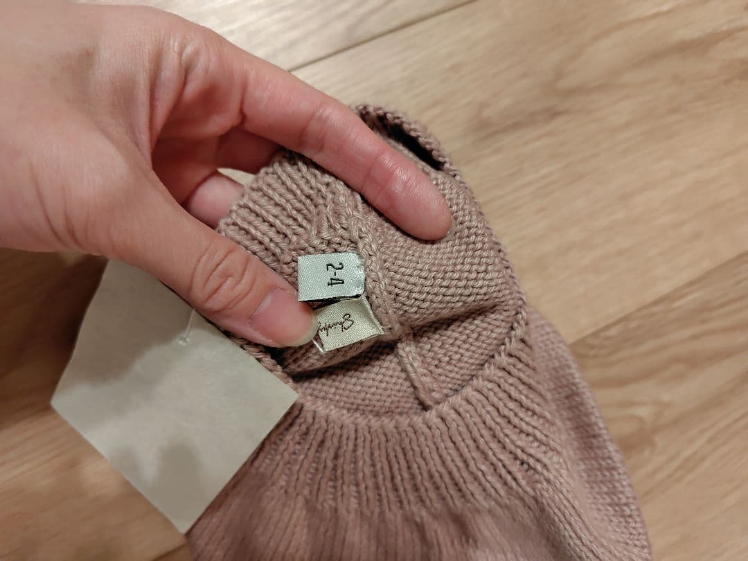 Shirley bredal刺繍ロンパースとベレー帽セット