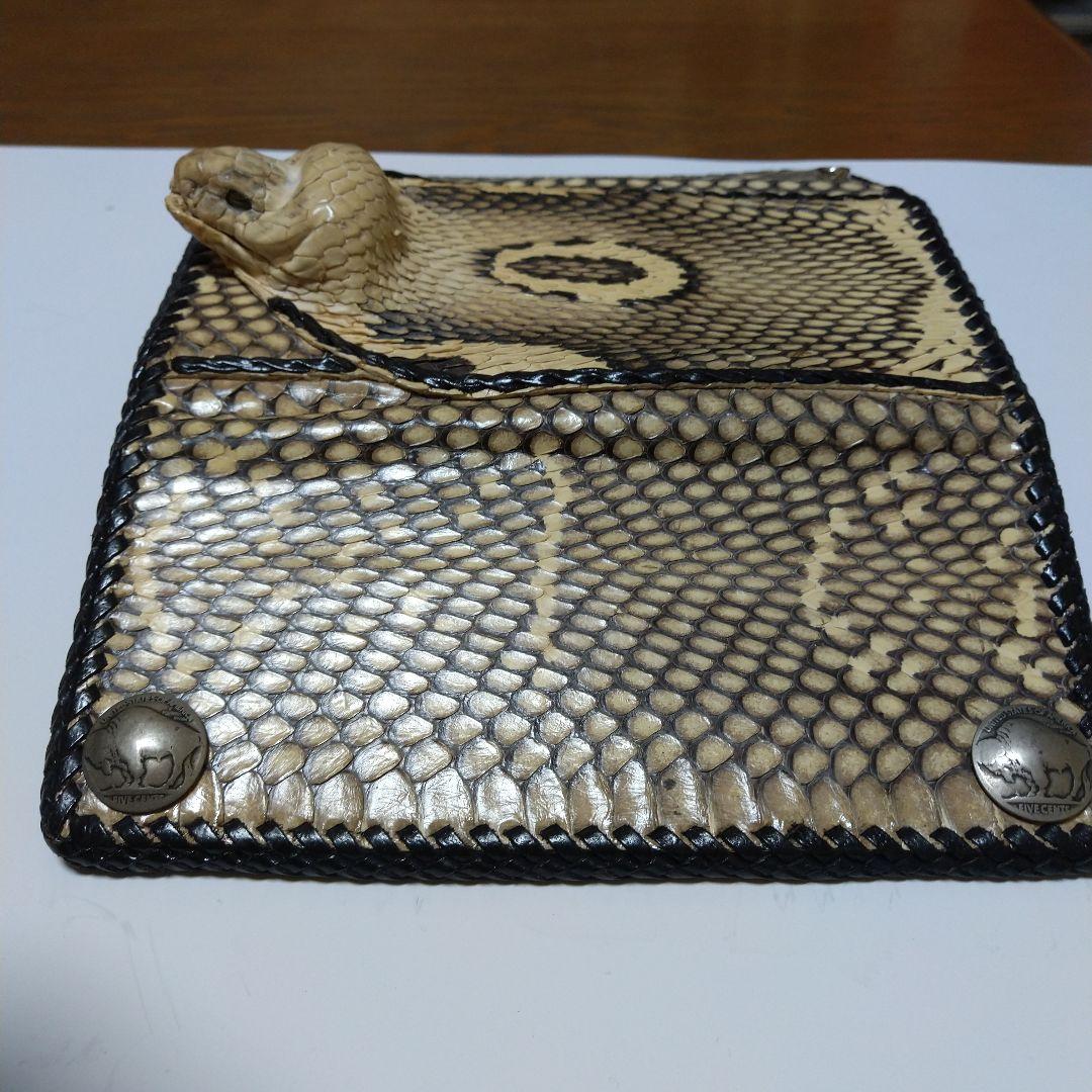 ヘビ革 蛇頭デザイン 長財布