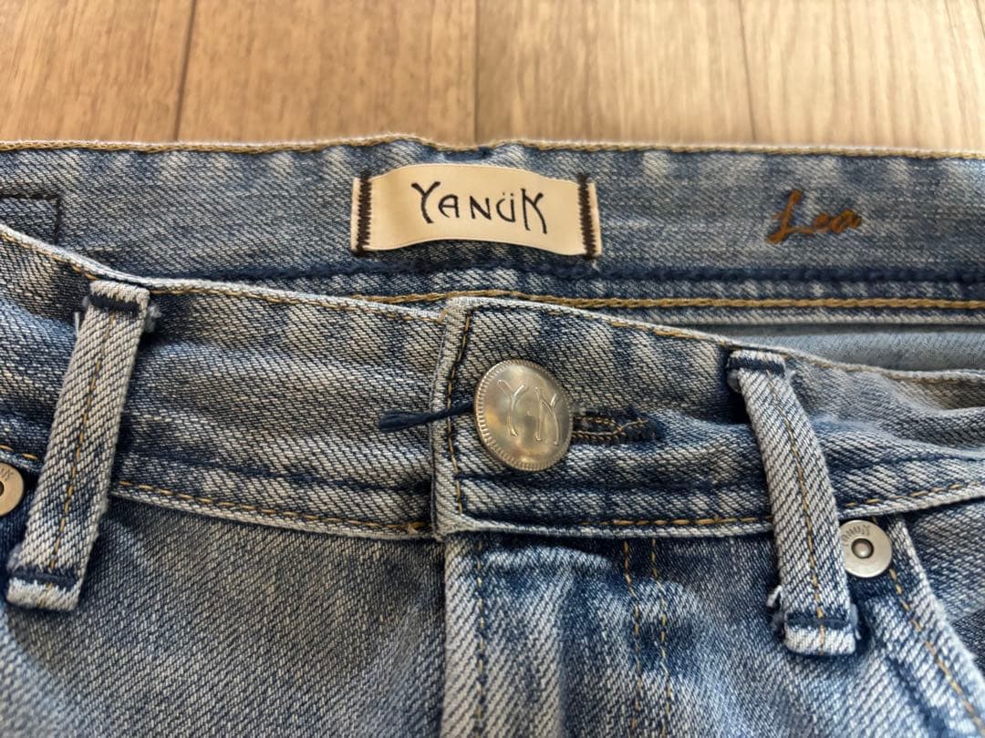 YANUK Trick Denim ボーイズストレート　LEA26