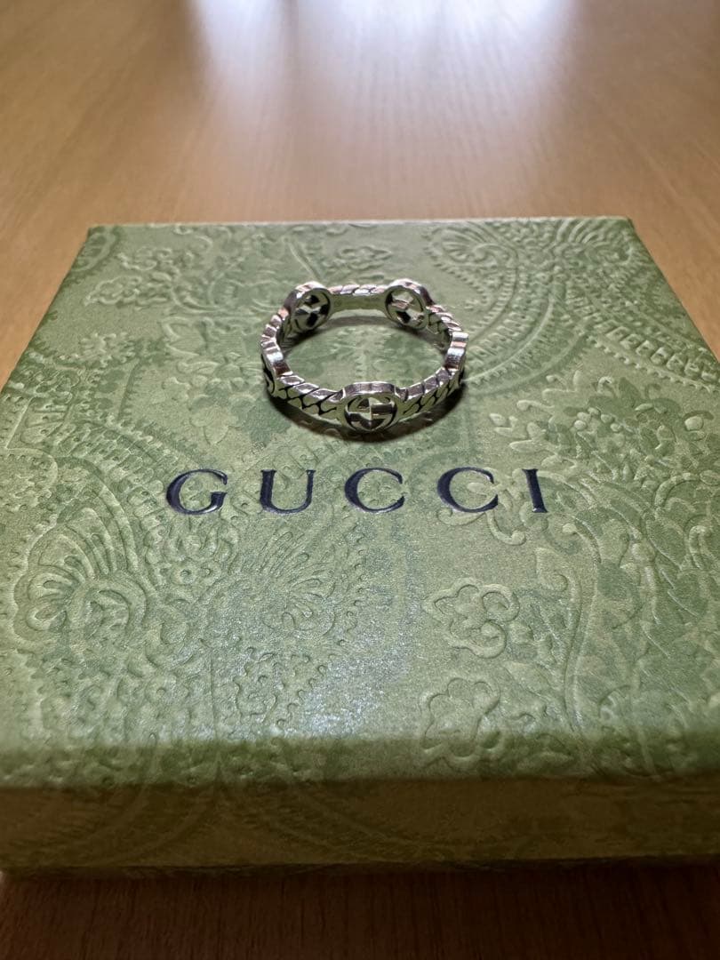 GUCCI インターロッキングリング