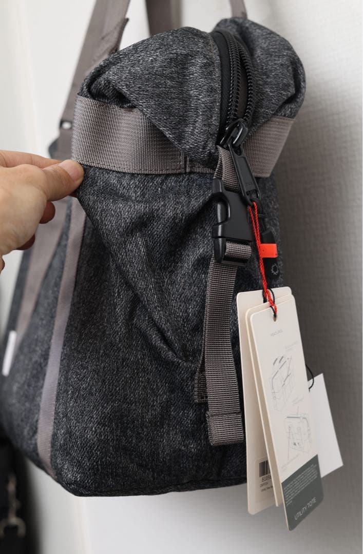 グレー トートバッグ utility tote