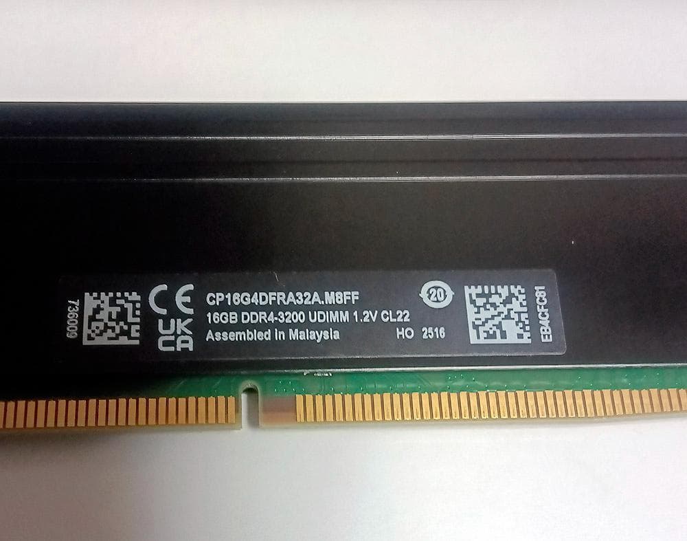 Crucial DDR4-3200 メモリ 32GB(16GB×２枚)