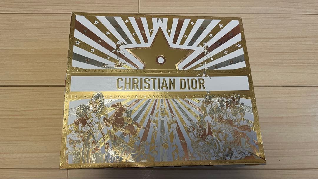 DIOR ホリデーオファー　クリスマスコフレ　2025 ギフト