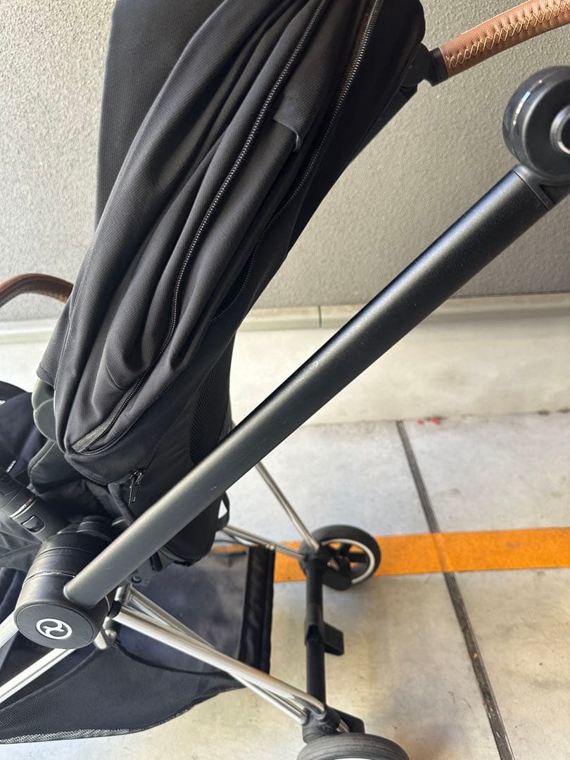 サイベックスミオスJP3 クローム　ブラウン　伊勢丹限定カラー　cybex