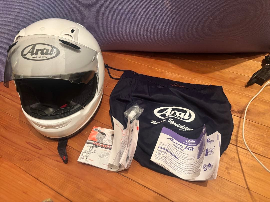 Arai Astro IQ フルフェイスヘルメット ホワイト