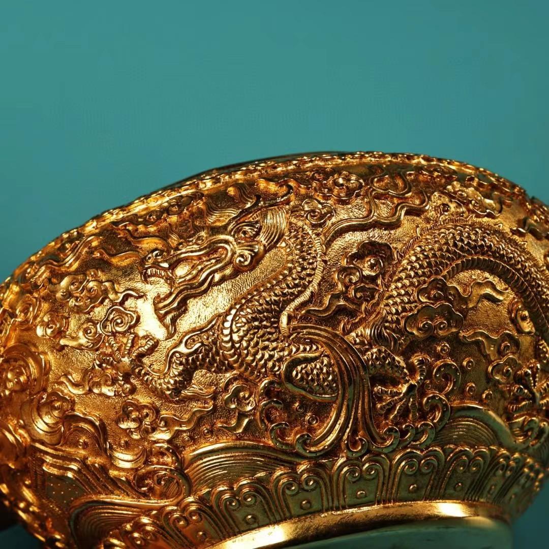 中国古美術・旧蔵収鎏金龍缶一対・純銅细密彫・純手作り・高浮彫・置物・酒器・茶道具