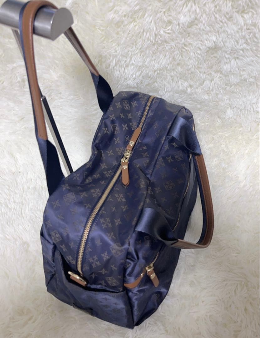 【極美品✨】russetラシット トラベルボストン キャリーオン可能　ネイビー