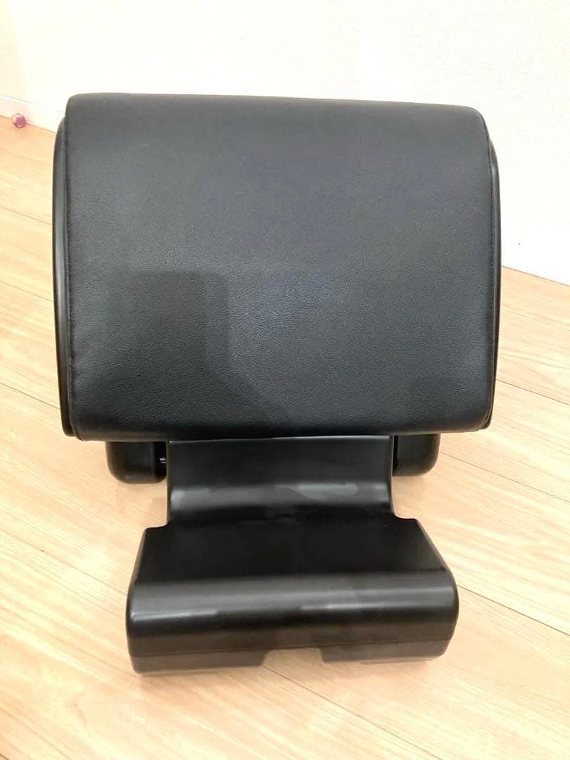 新品未使用　トヨタ純正　オットマン