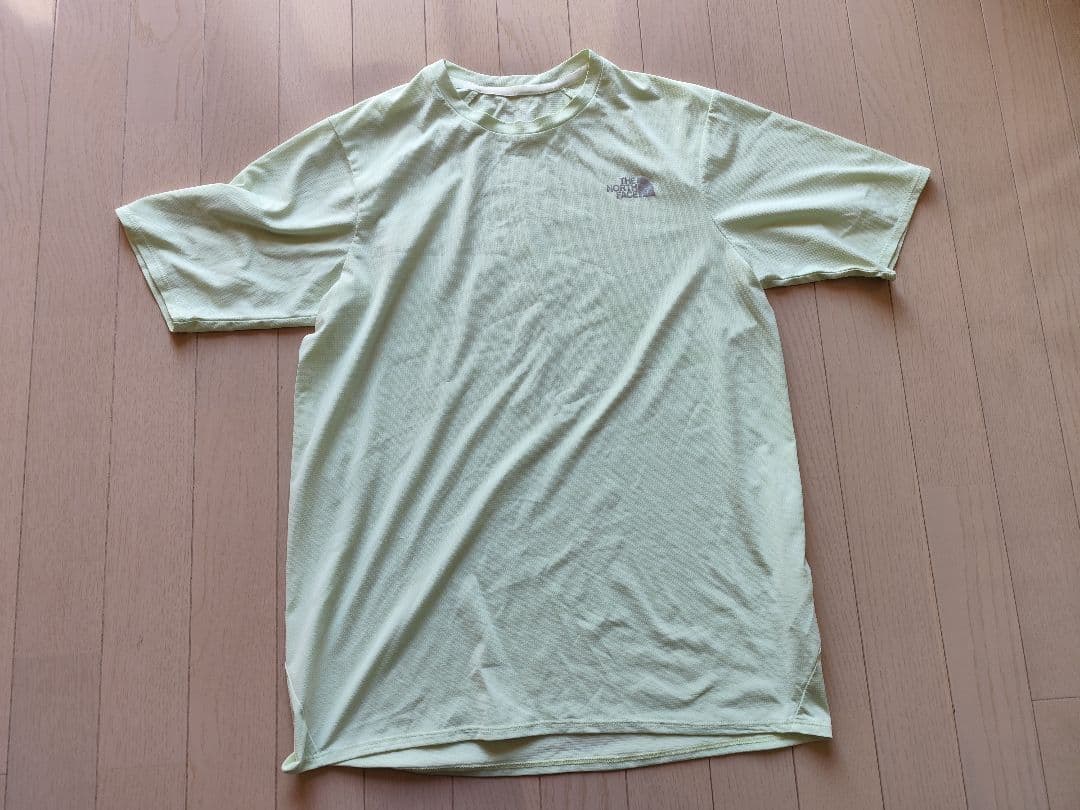 THE NORTH FACE ブラックショーツ Tシャツ2枚 Mサイズボトル