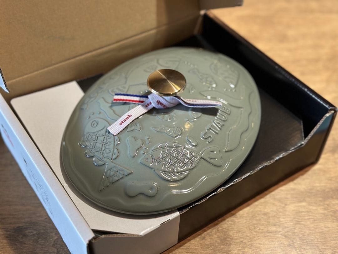 M*2様 ストウブ　ミナペルホネン　ホットプレート　オーバル　ユーカリ