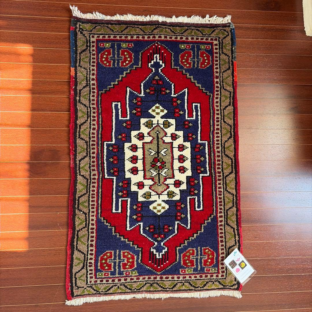 トルコ絨毯　手織り玄関マット　wool100% 未使用ビンテージ　86×51