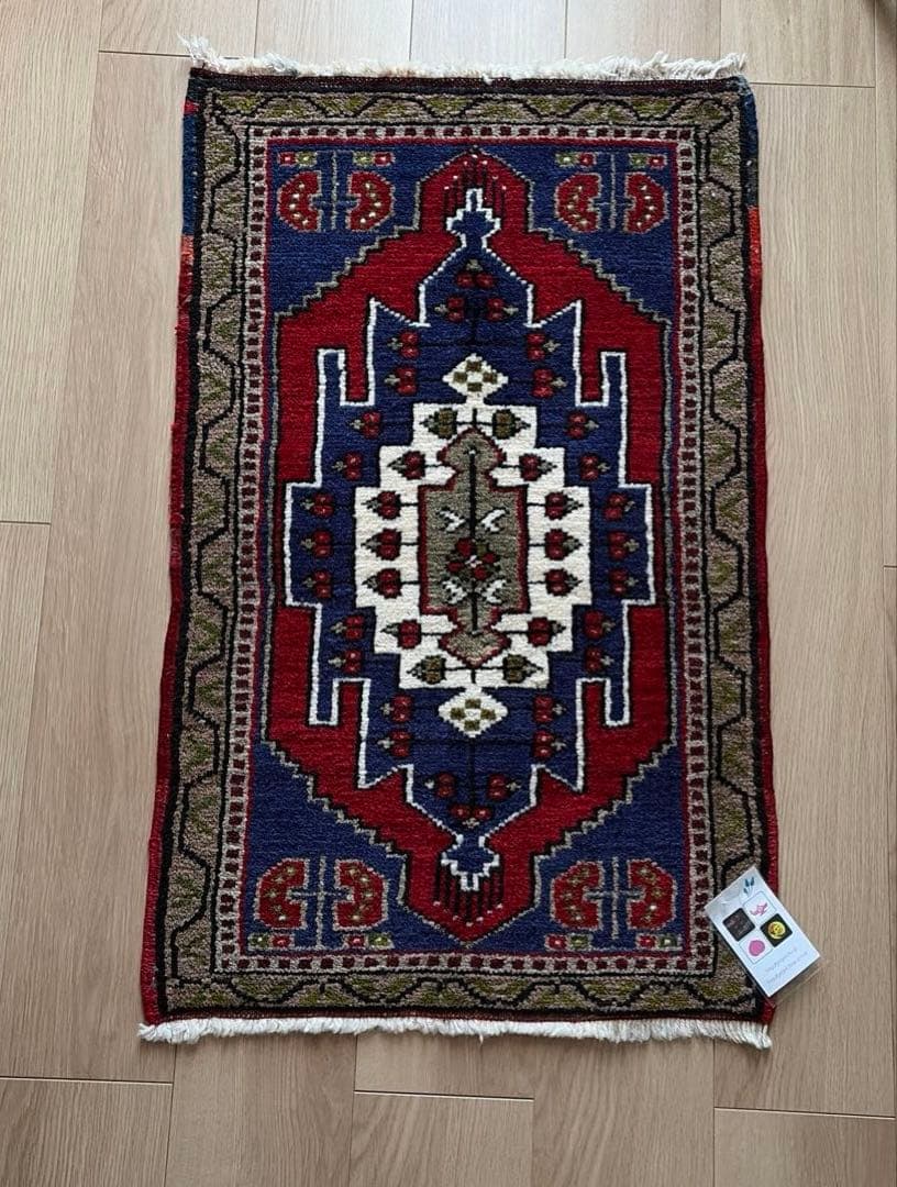 トルコ絨毯　手織り玄関マット　wool100% 未使用ビンテージ　86×51