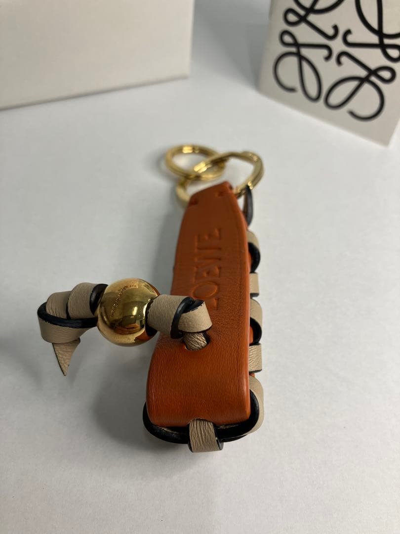 LOEWE クロスブレイデッド キーリング　アナグラム ロエベ オレンジ 箱付き