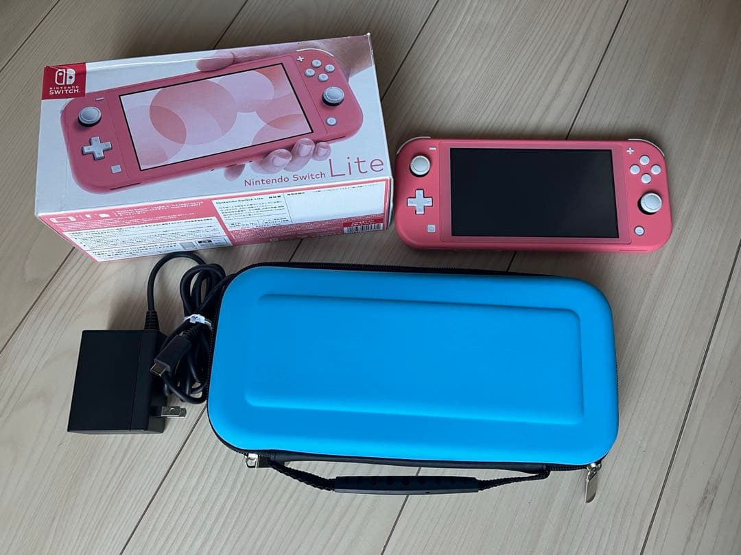 Switch Lite スイッチ　ライト　コーラル　ピンク 本体 ACアダプター