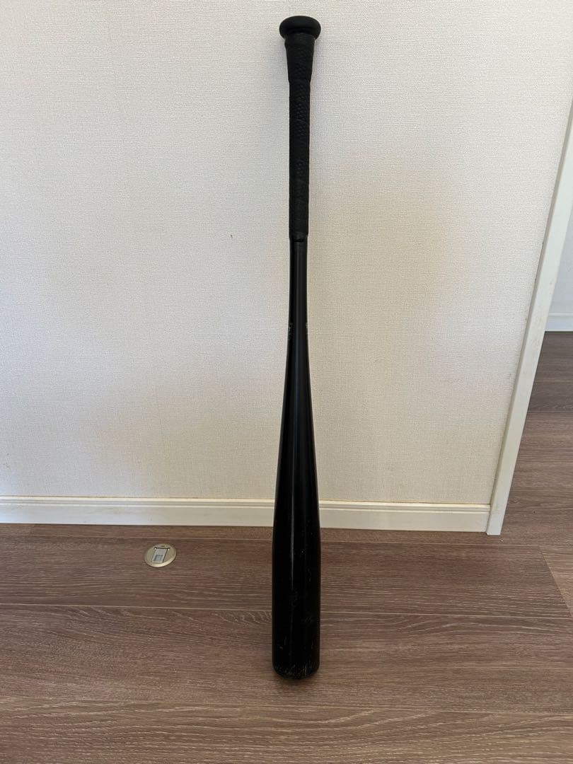 中学硬式バット　イーストンブラックマジック