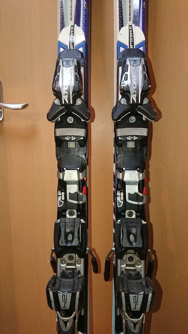 Atomic 181㎝ 簡単調整 270～360㎜ LT12 地域限定発送