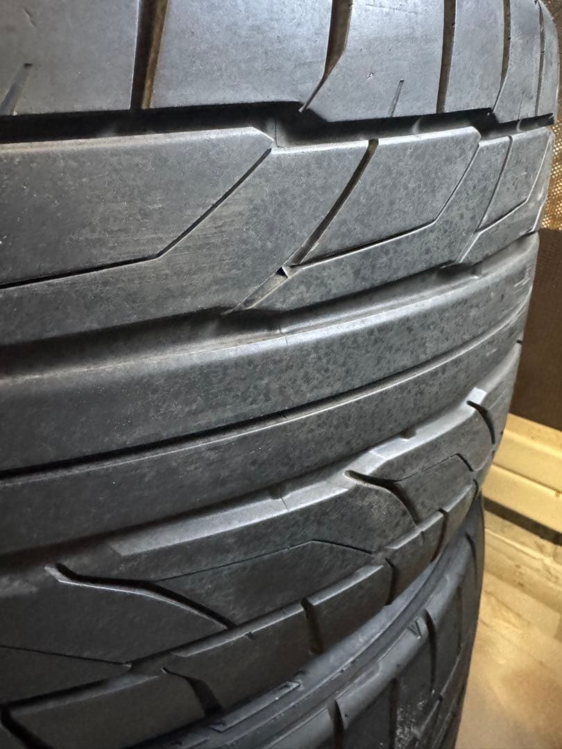 NITTO NT555 G2 275/30R20 2本