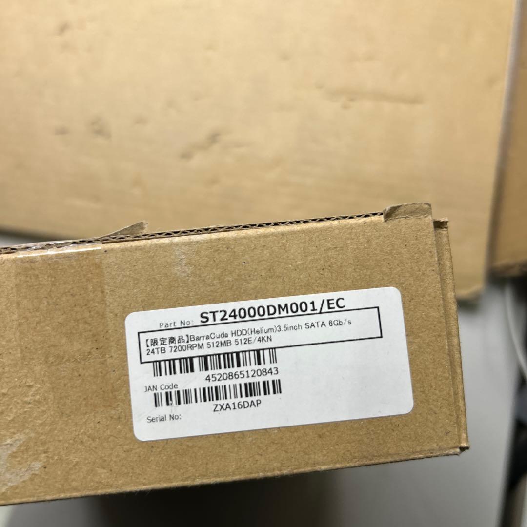 Seagate BarraCuda 3.5インチ 24TB ハードディスク