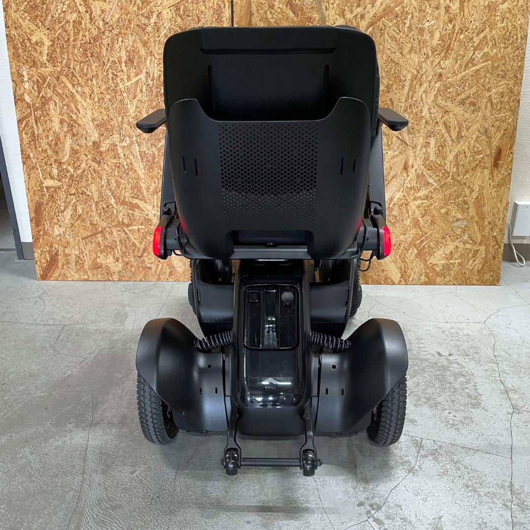 ★年末セール★中古美品☆WHILL Model C2 電動車いす シニアカー 白