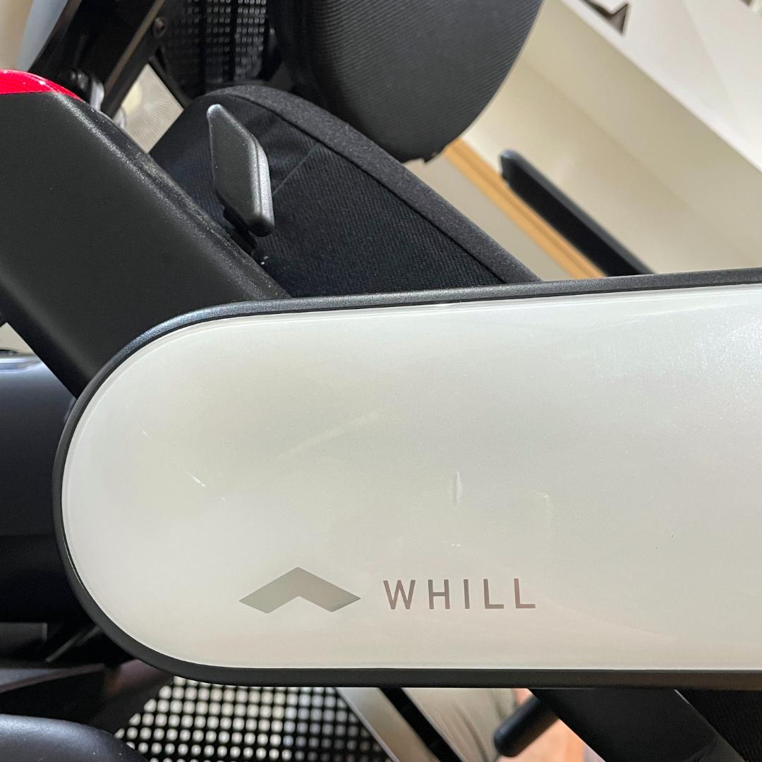 ★年末セール★中古美品☆WHILL Model C2 電動車いす シニアカー 白