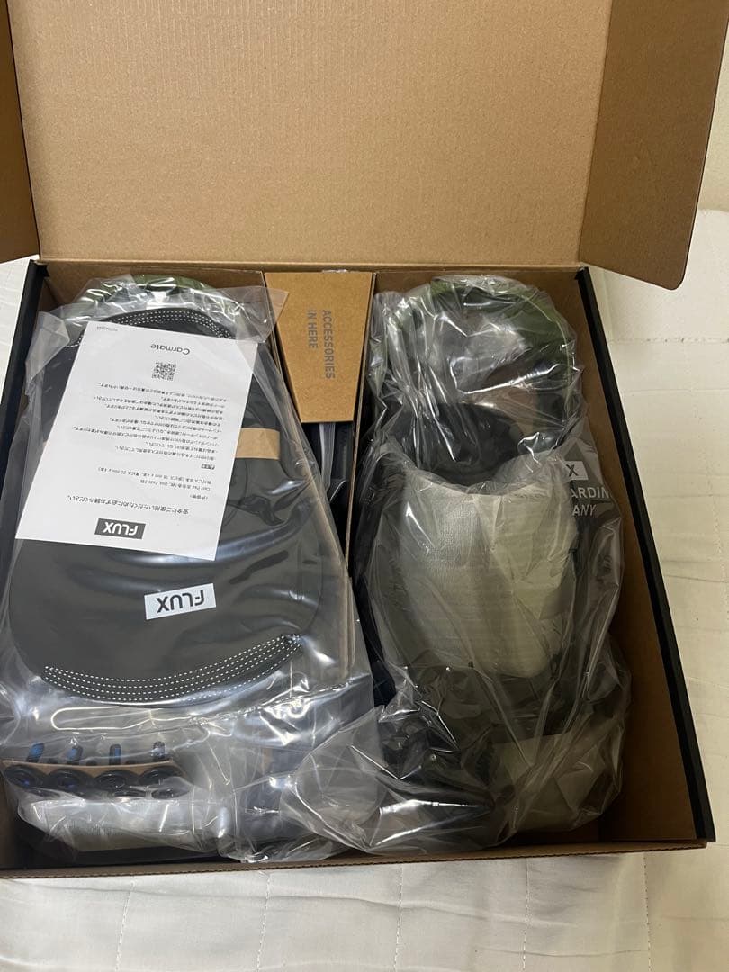 新品未使用品　FLUXビンディング　今期モデル　　F26CVMM Mサイズ