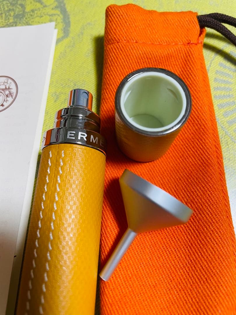 HERMES エルメス アトマイザー オレンジ