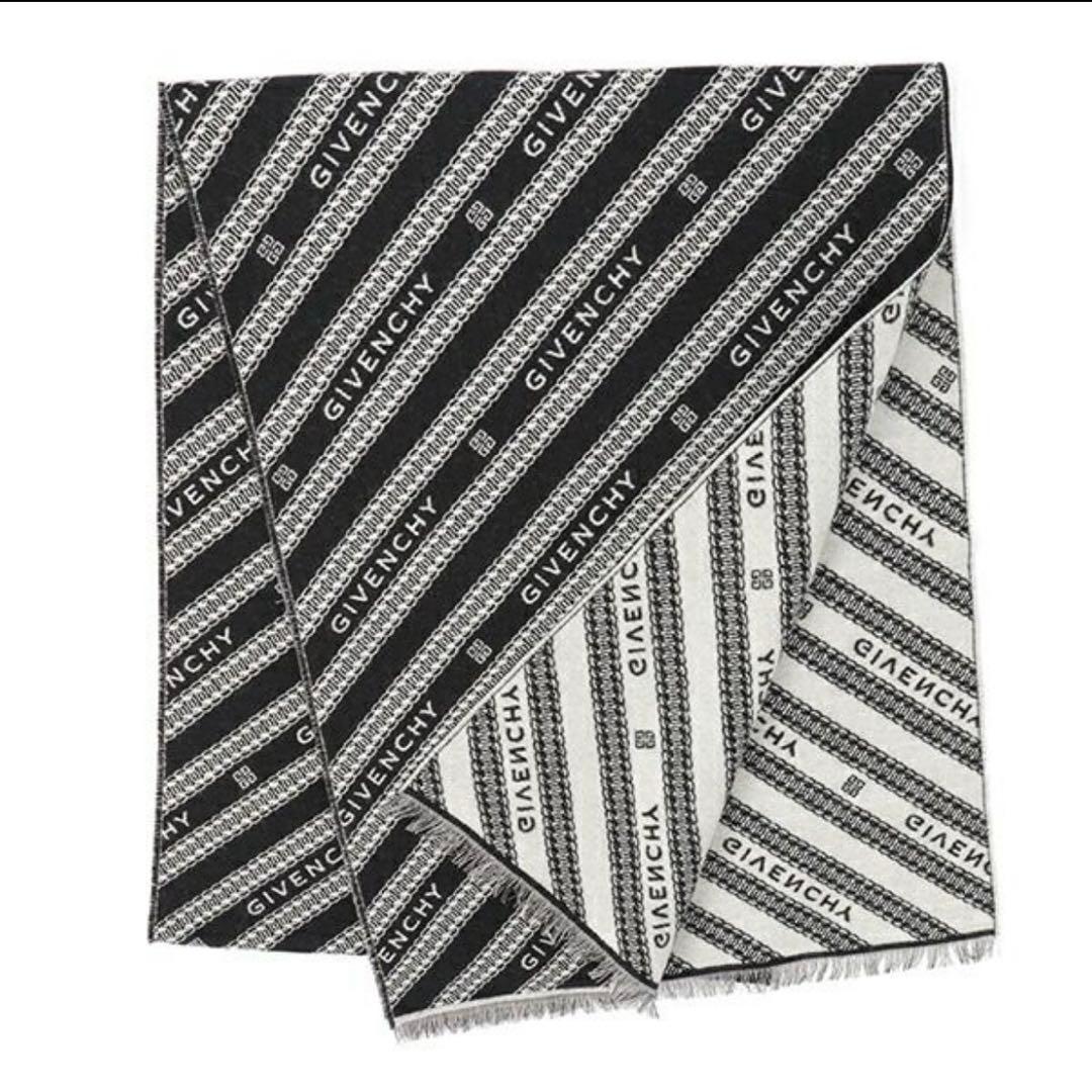 GIVENCHY マフラー　新品未使用
