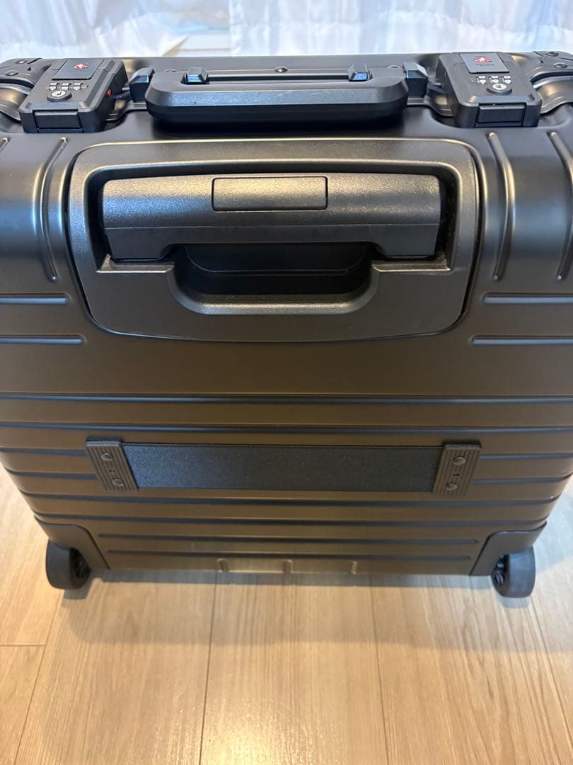 【ドイツ限定】ルフトハンザ　アルミニウム　パイロットケース　キャリー