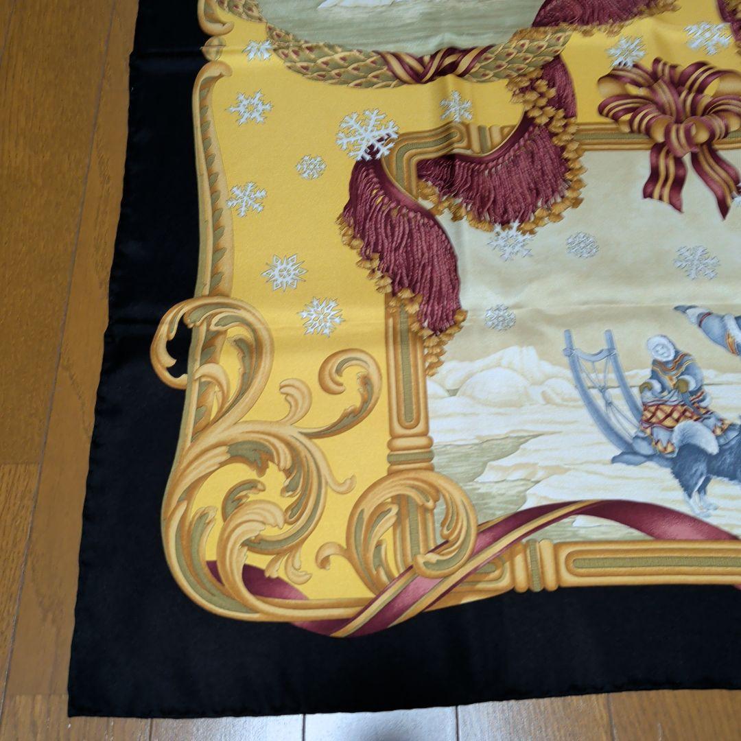 フェラガモ　FERRAGAMO　シルクスカーフ　アニマル柄　新品未使用