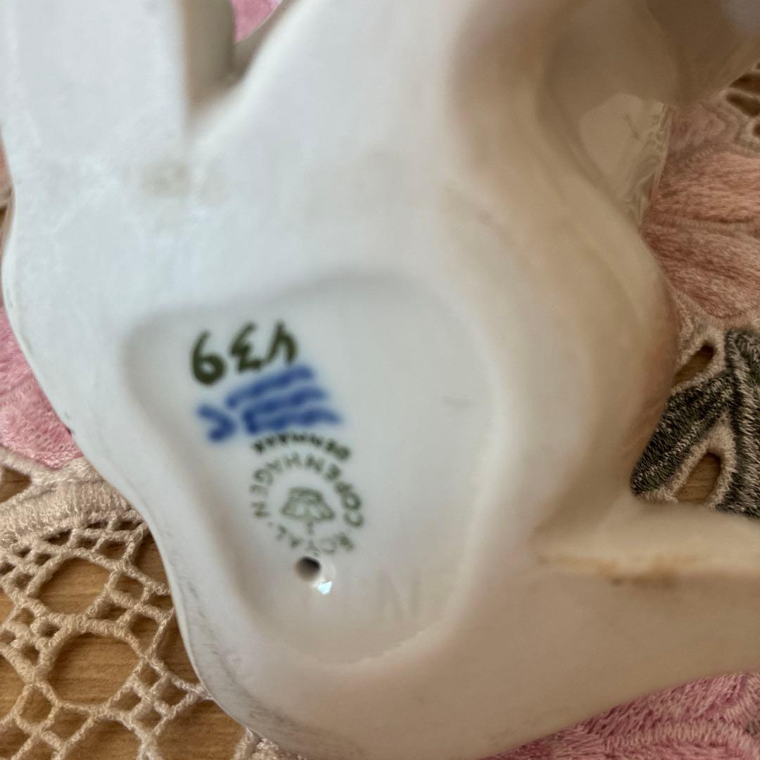 ロイヤルコペンハーゲン犬の置物