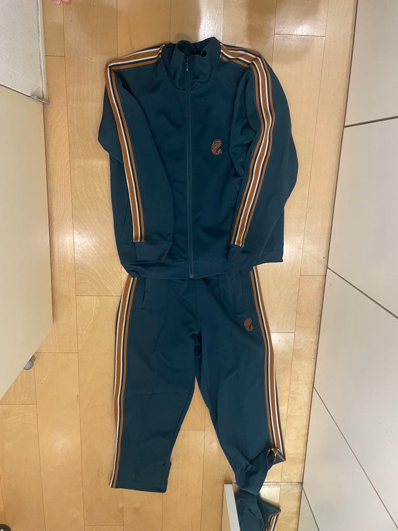 トラックジャケットセットアップ