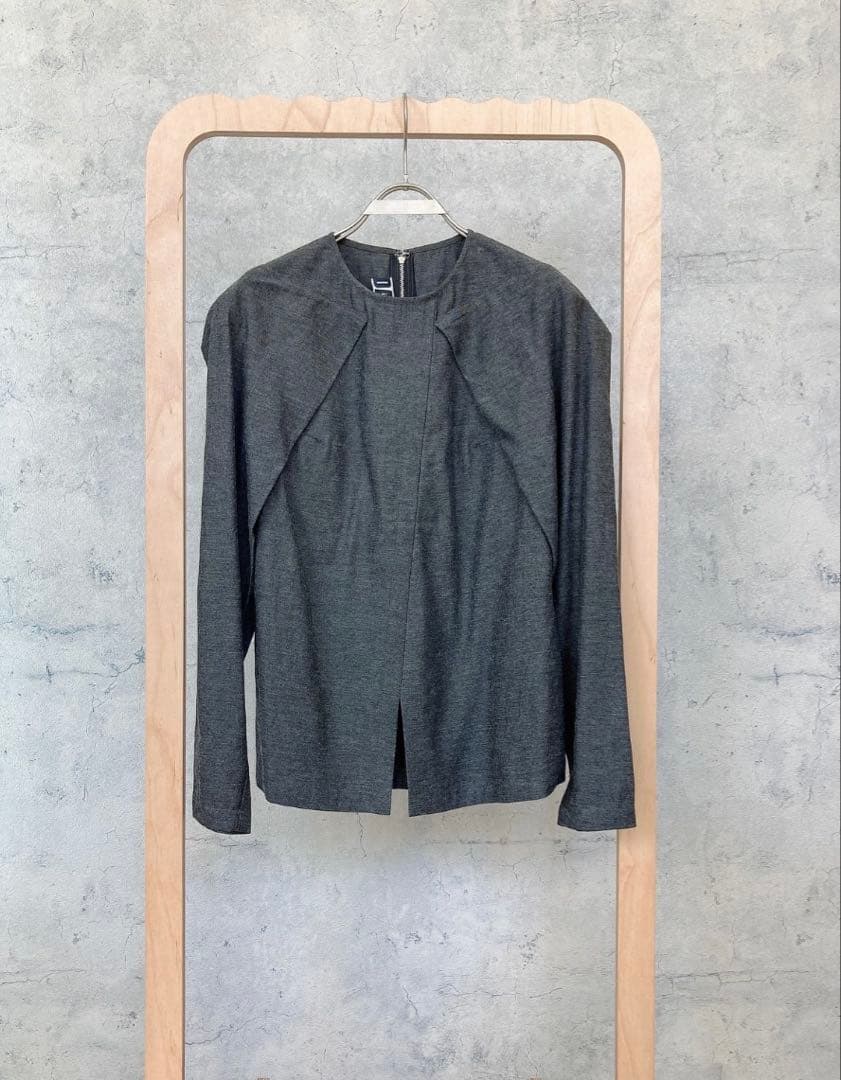 最終値下値DAWEIダウェイ/フランス】　前スリットデザインブラウス