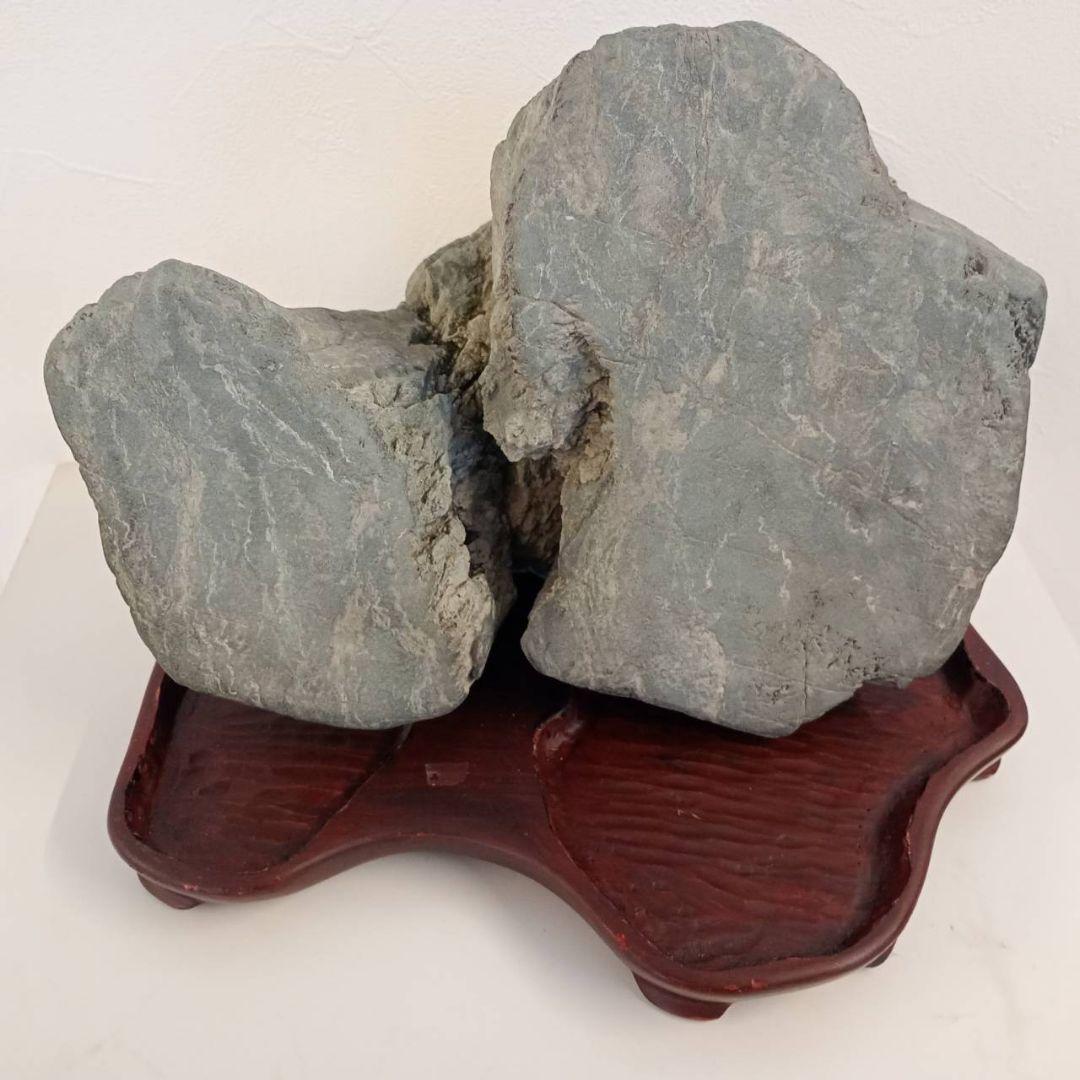 水石（武尊石）自然石　台座付