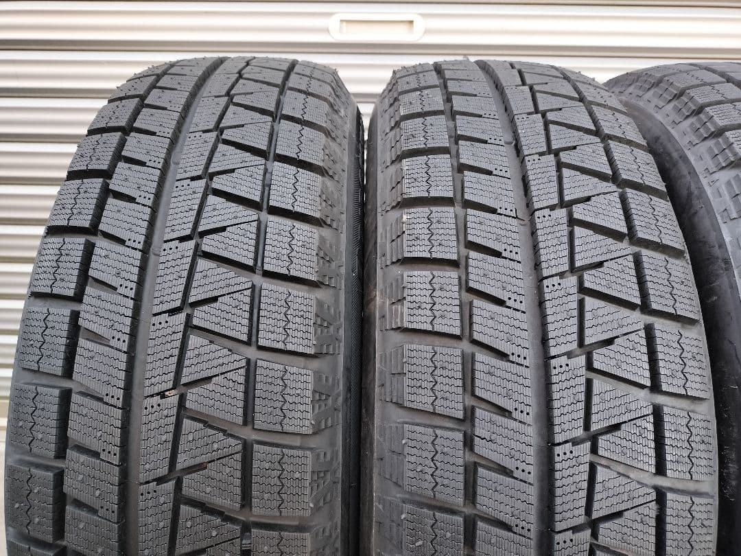 2023年製スタッドレスタイヤ ICEPARTNER2 195/65R15