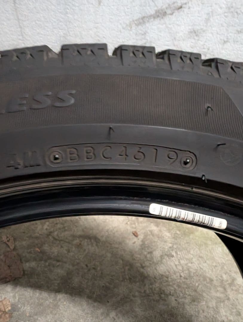 Josy【19年製】215/50R17冬タイヤ4本セット※説明欄必須※