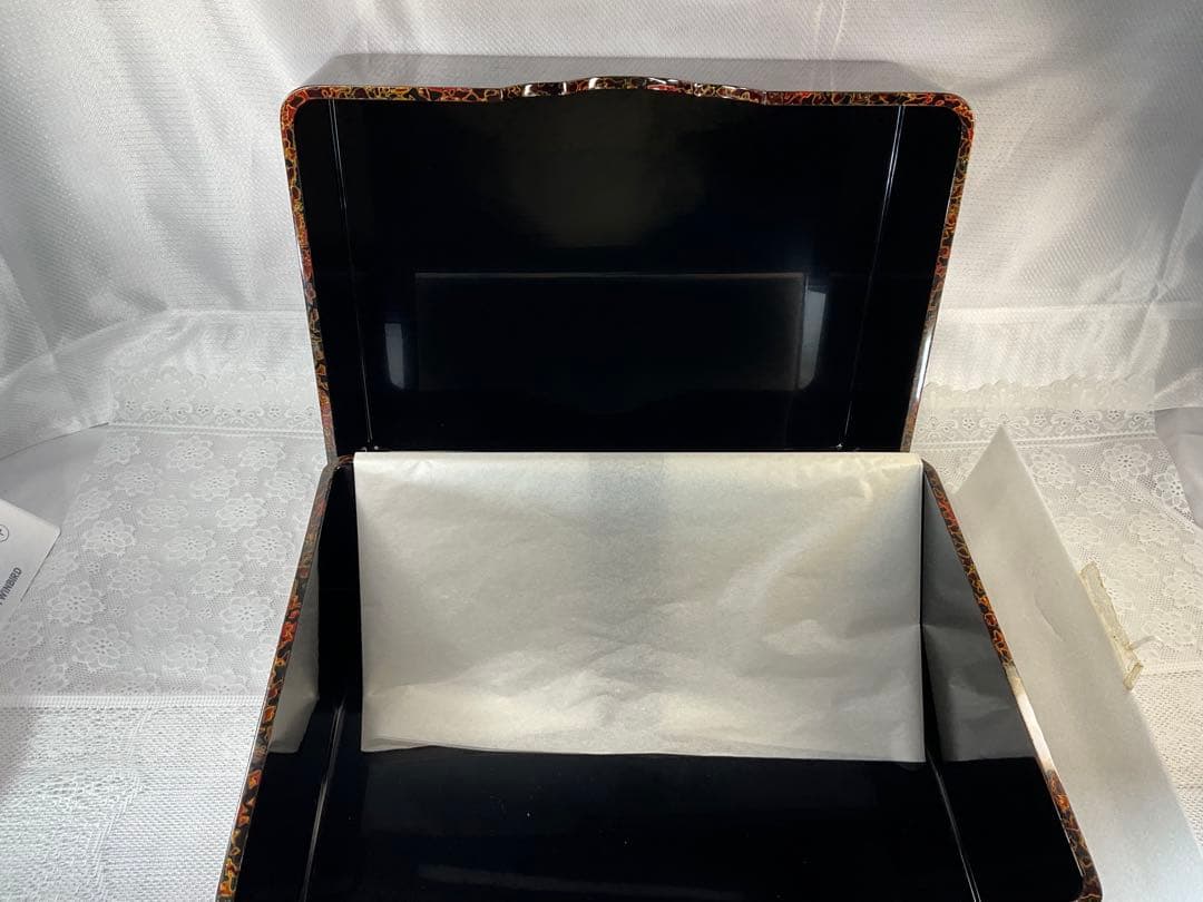 津軽塗 文箱　漆器 四角形ボックス 赤黒模様