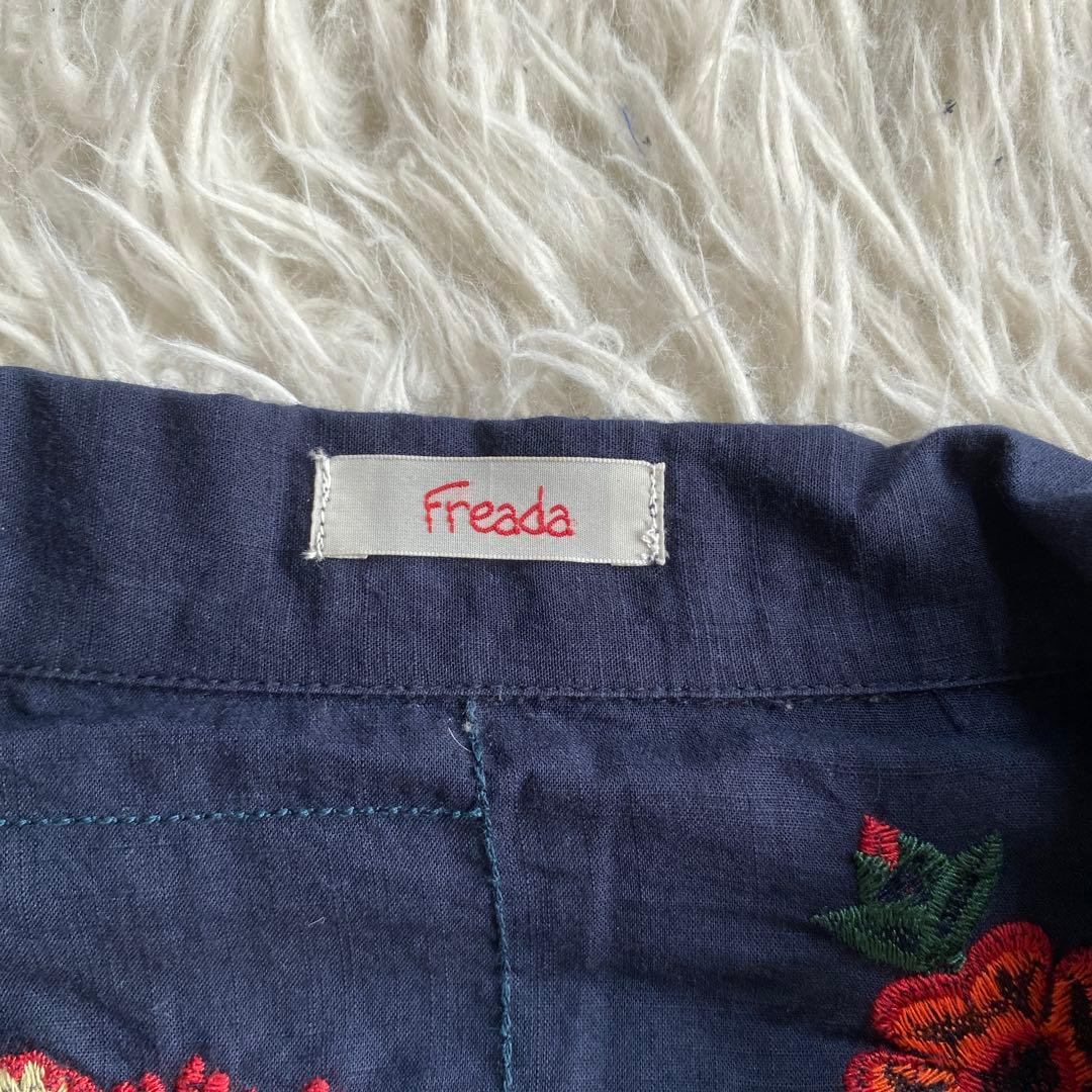 あちゃこわんこ(о´∀`о)パッチワーク　刺繍　シャツ freada