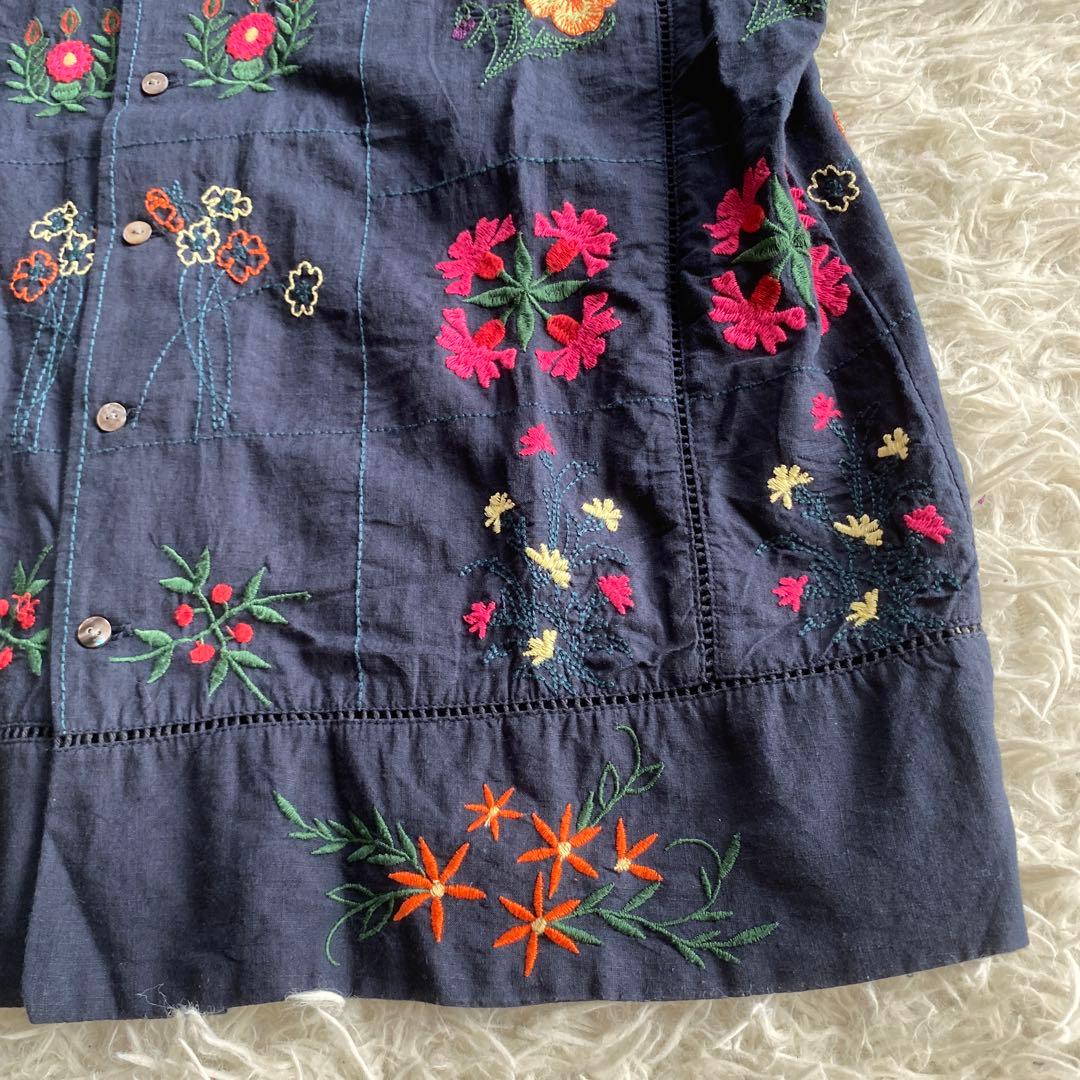 あちゃこわんこ(о´∀`о)パッチワーク　刺繍　シャツ freada