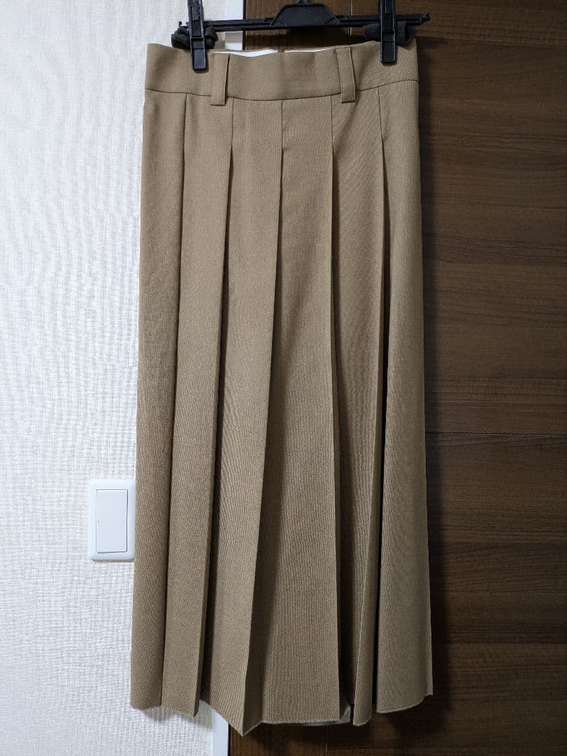 ADAM ET ROPÉ FEMME アダムエロペ フロントプリーツスカート