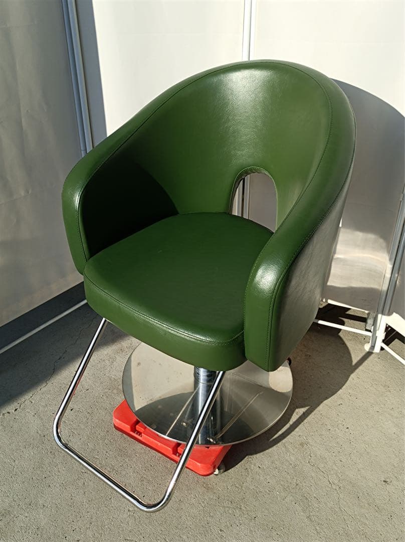 [八5397] スタイリングチェア　美容室チェア