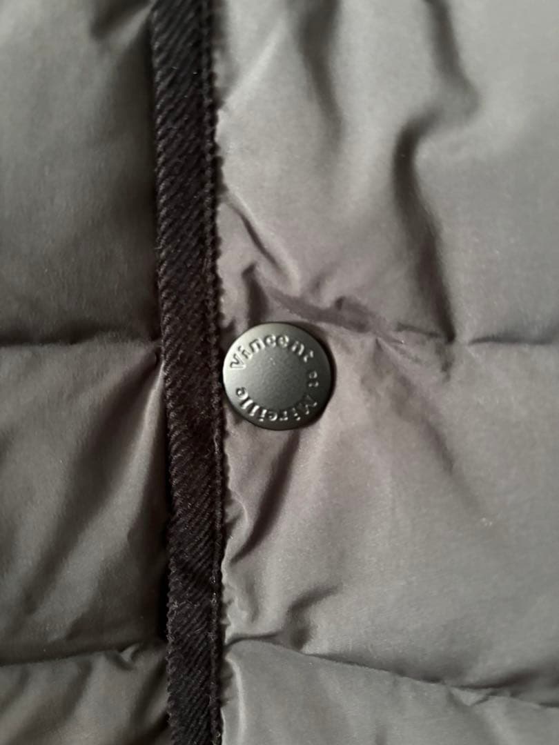 りゅら新品タグ付　バンソンエミレイユ　ステッチレスダウンコート　38 黒