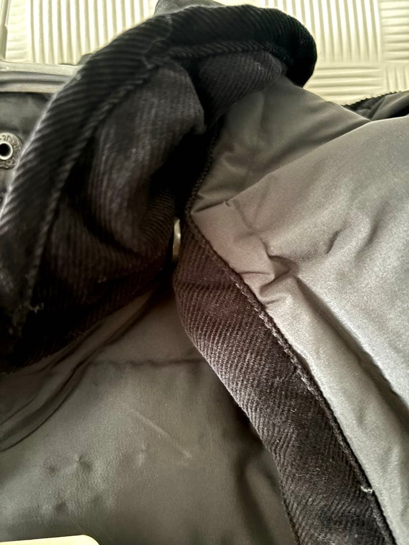 りゅら新品タグ付　バンソンエミレイユ　ステッチレスダウンコート　38 黒