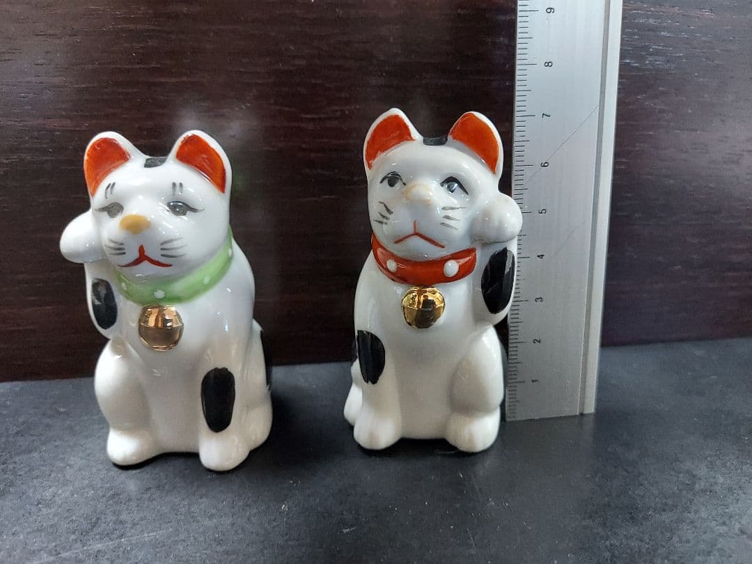 レトロ招き猫2体 陶器人形 江戸期 明治 大正 昭和 縁起物 風水スピリチュアル