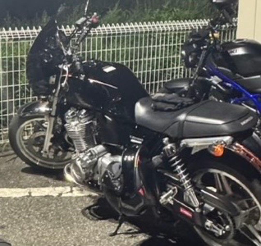 ビキニカウル　CB1100