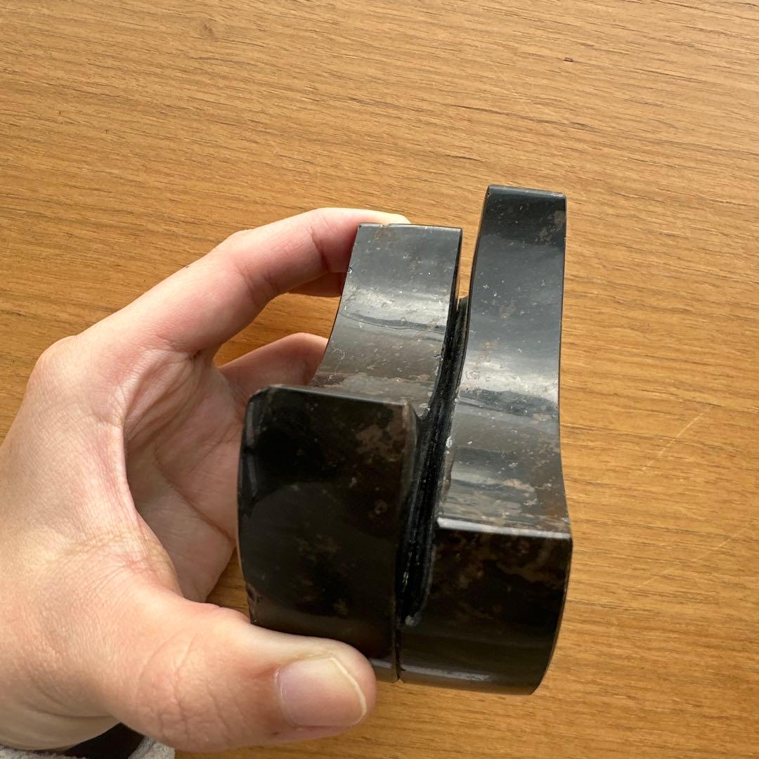 黒輝石 半月型 置物