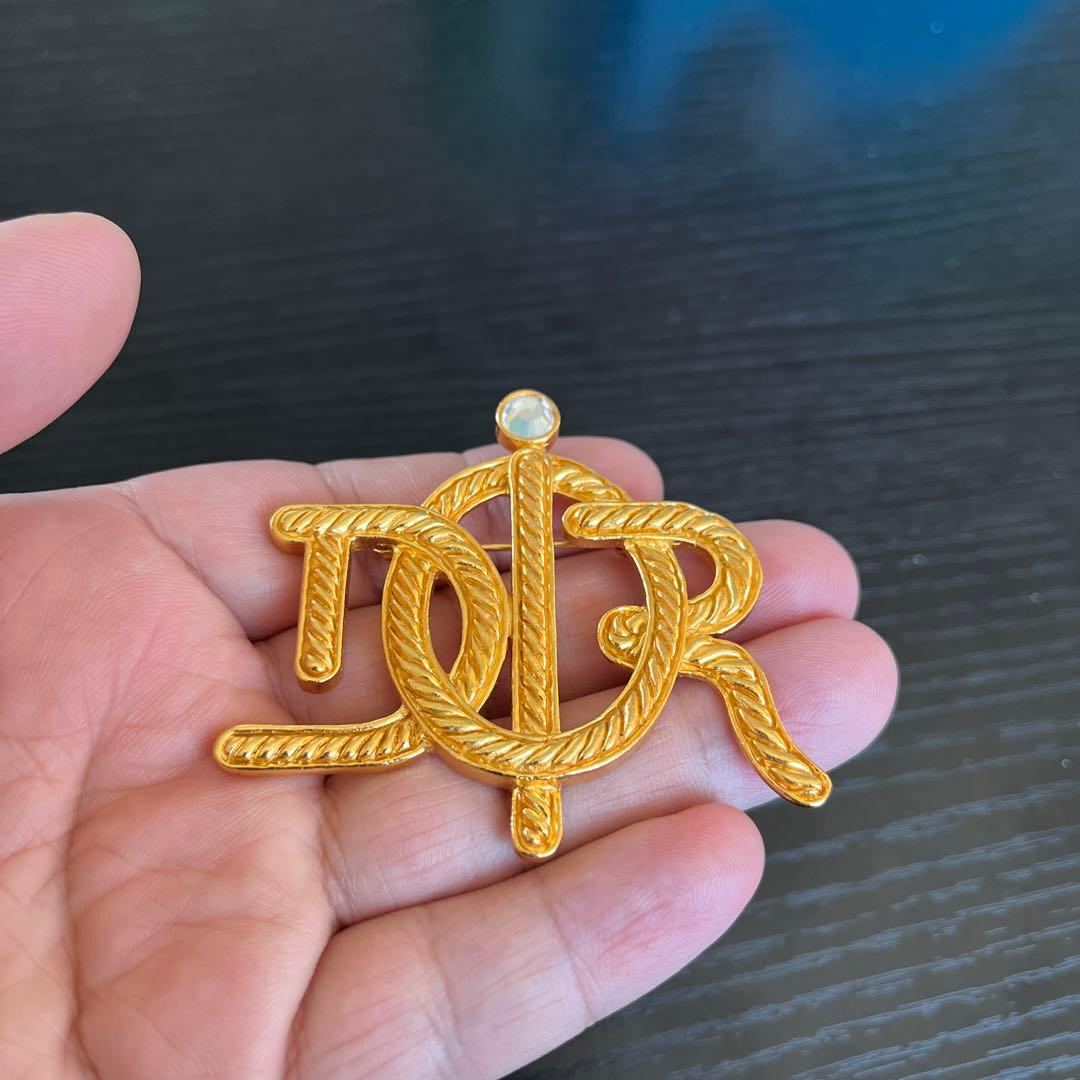 Christian Dior ディオール ロープ ロゴ ゴールド ブローチ
