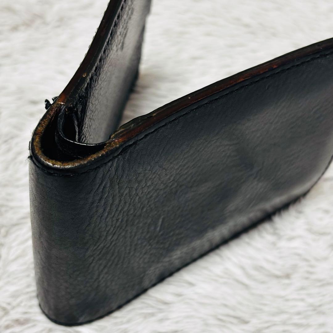 【良品】ヴィヴィアン・ウエストウッド オーブ　黒 レザー 二つ折り財布 型押し